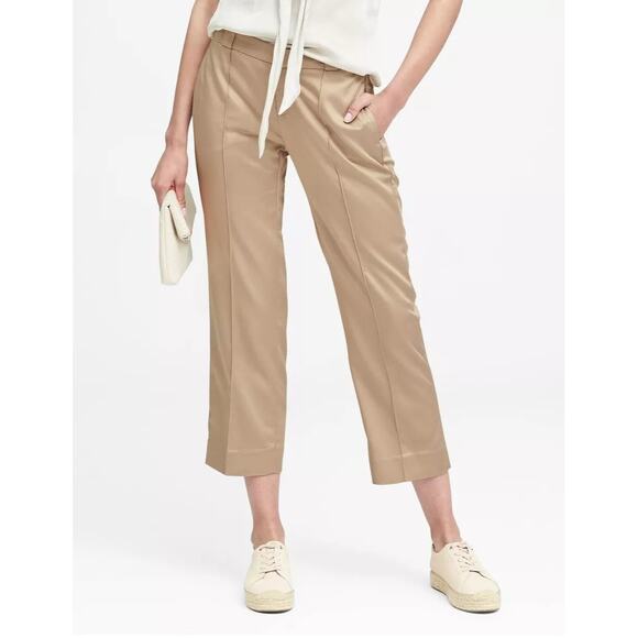 Banana Republic Womens Logan Trouser Pleated Crop Pants Size 6 Khaki Modal Blend - Picture 1 of 12